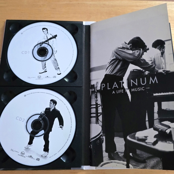 Elvis Presley Platinum - A Life In Music - Picture 4 of 8